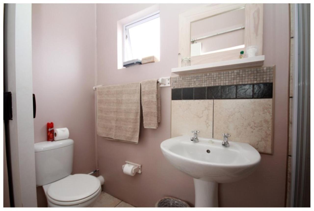 Nahoon Bed & Breakfast East London Δωμάτιο φωτογραφία