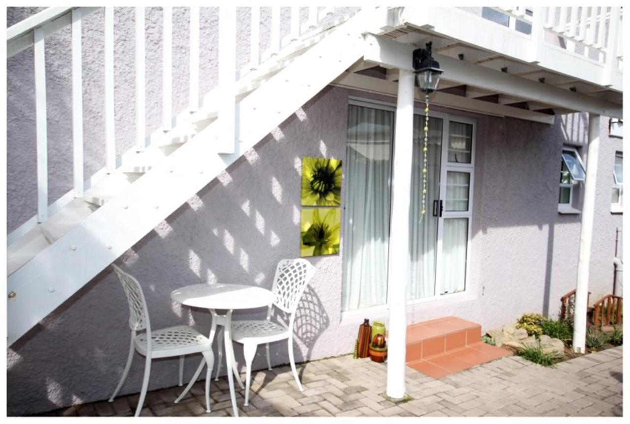 Nahoon Bed & Breakfast East London Δωμάτιο φωτογραφία